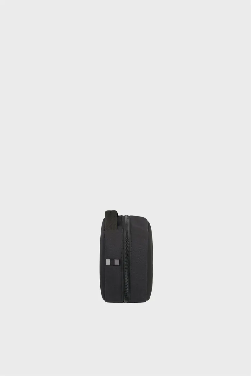 Чоловічий чорний несесер STACKD TOILET KIT BLACK 5