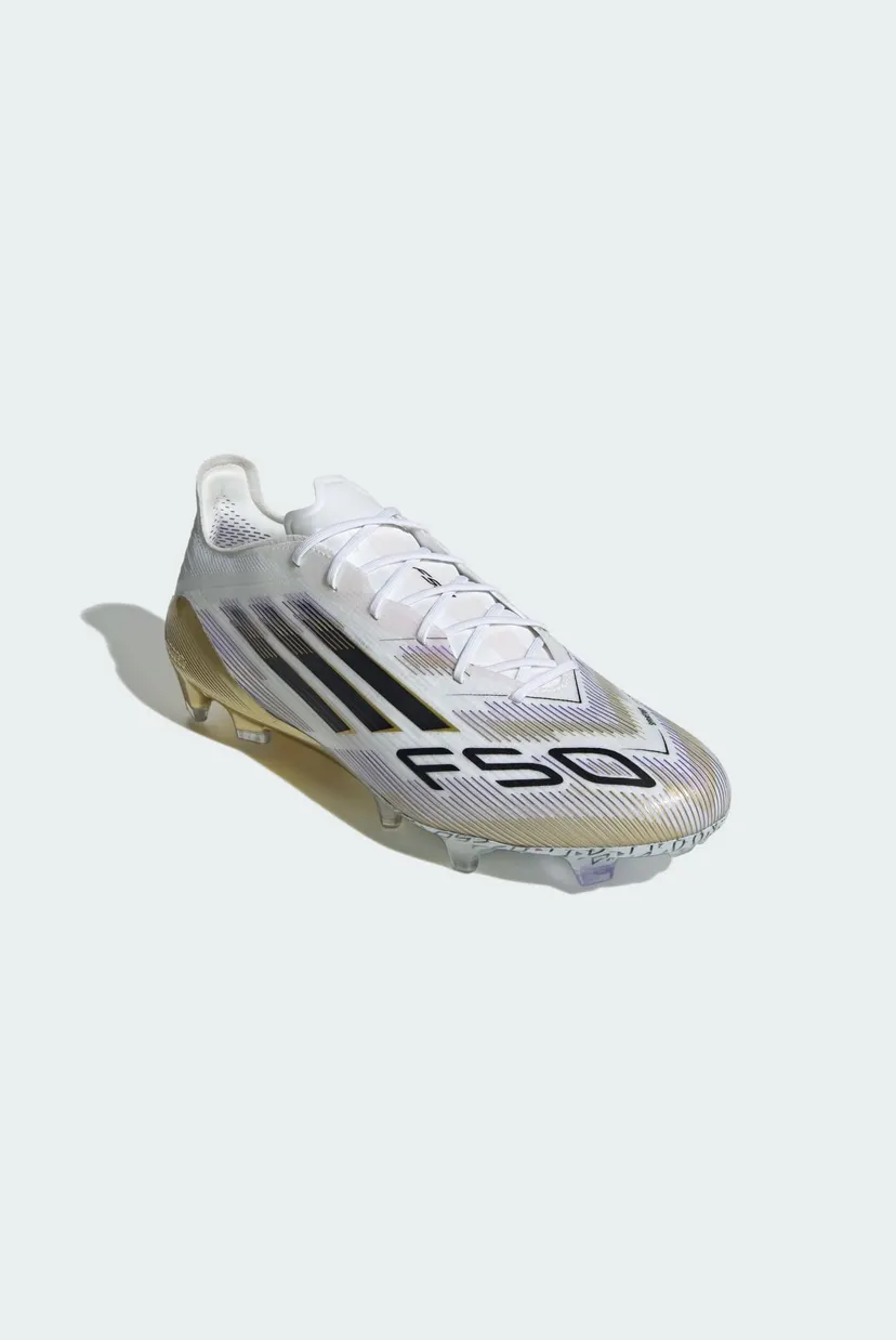Белые бутсы F50 Elite Firm Ground 4
