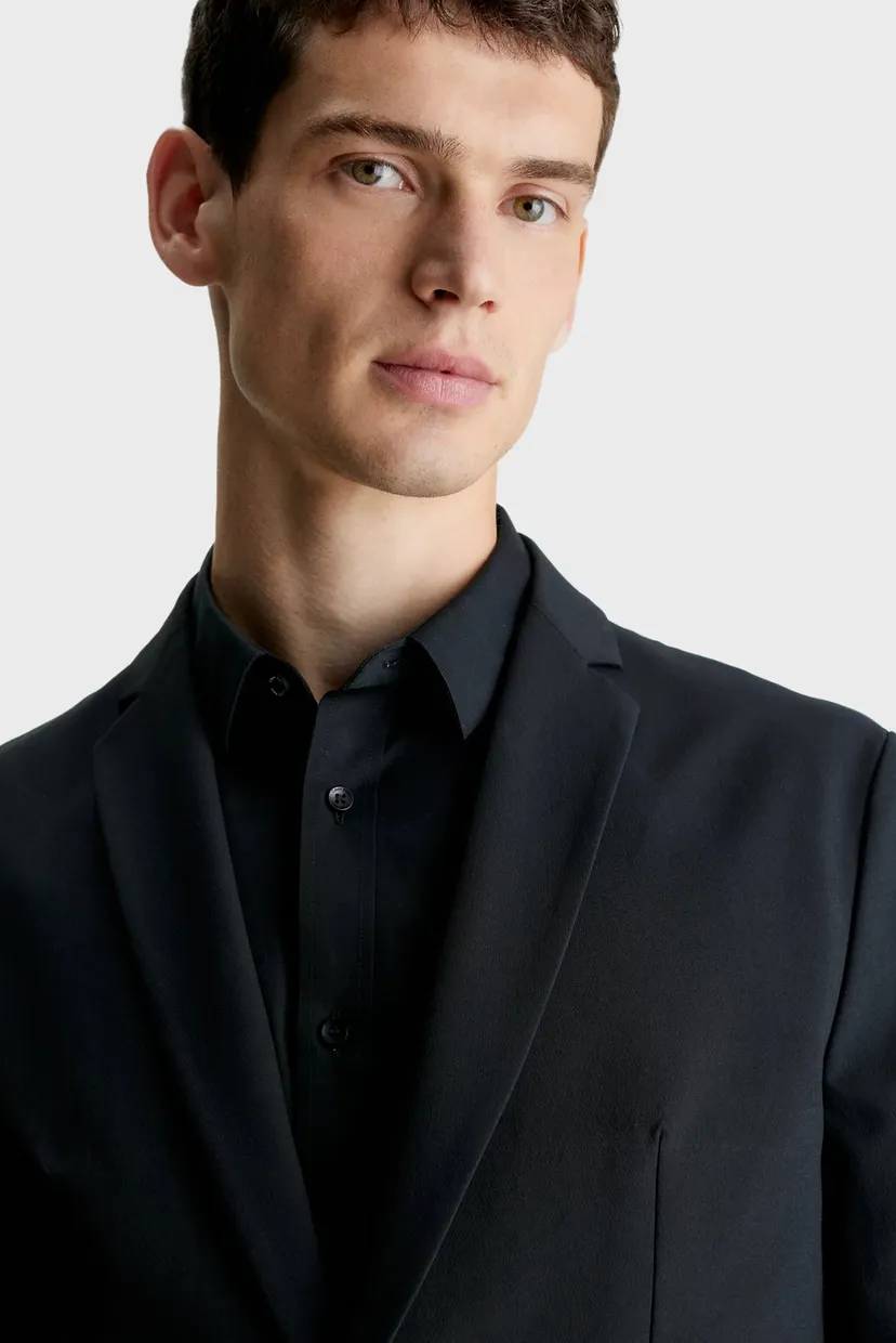 Чоловічий чорний блейзер CRINKLE TECH STRETCH BLAZER 4