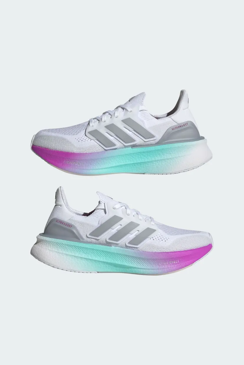 Женские белые кроссовки Ultraboost 5 7