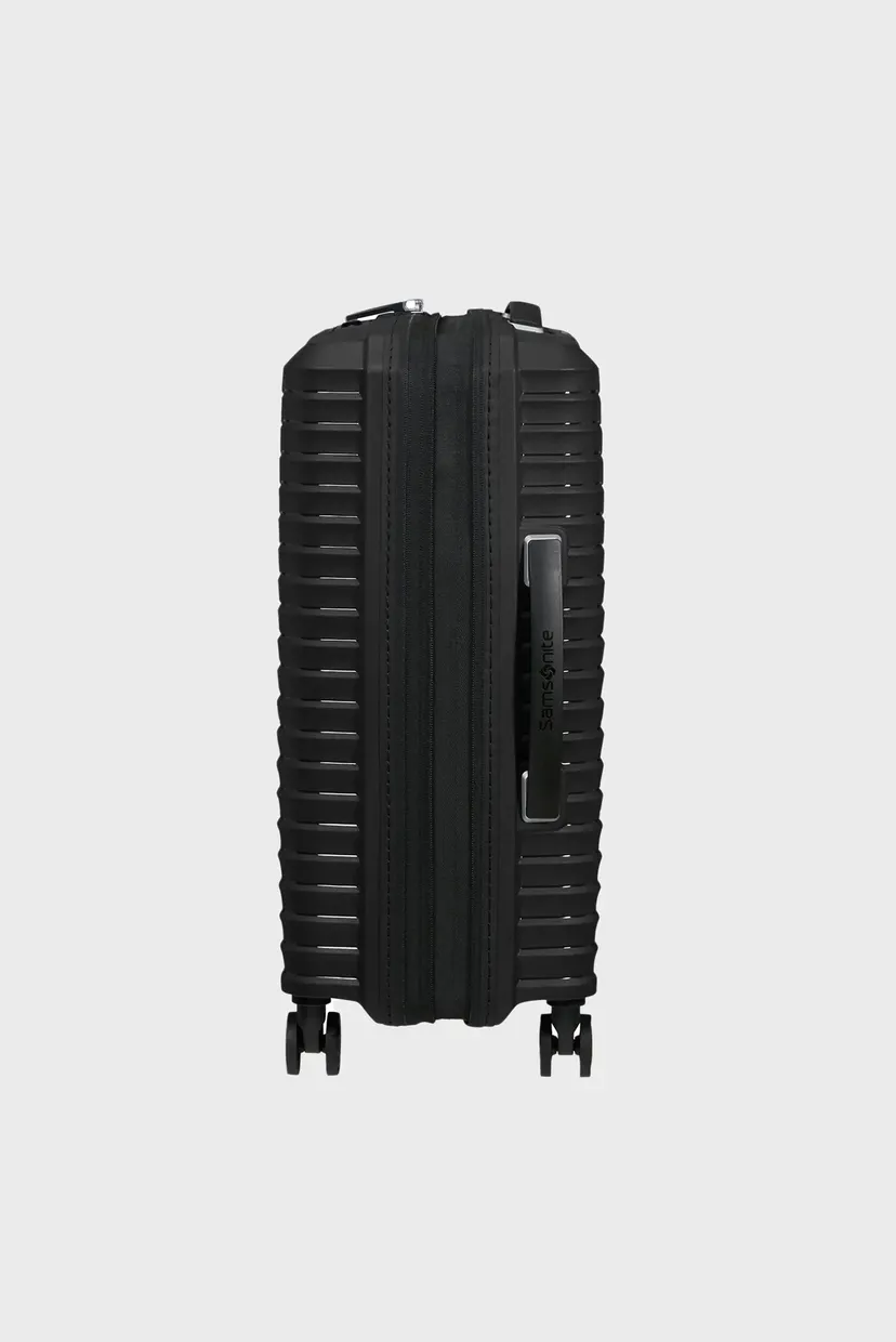Черный чемодан 55 см UPSCAPE BLACK 5