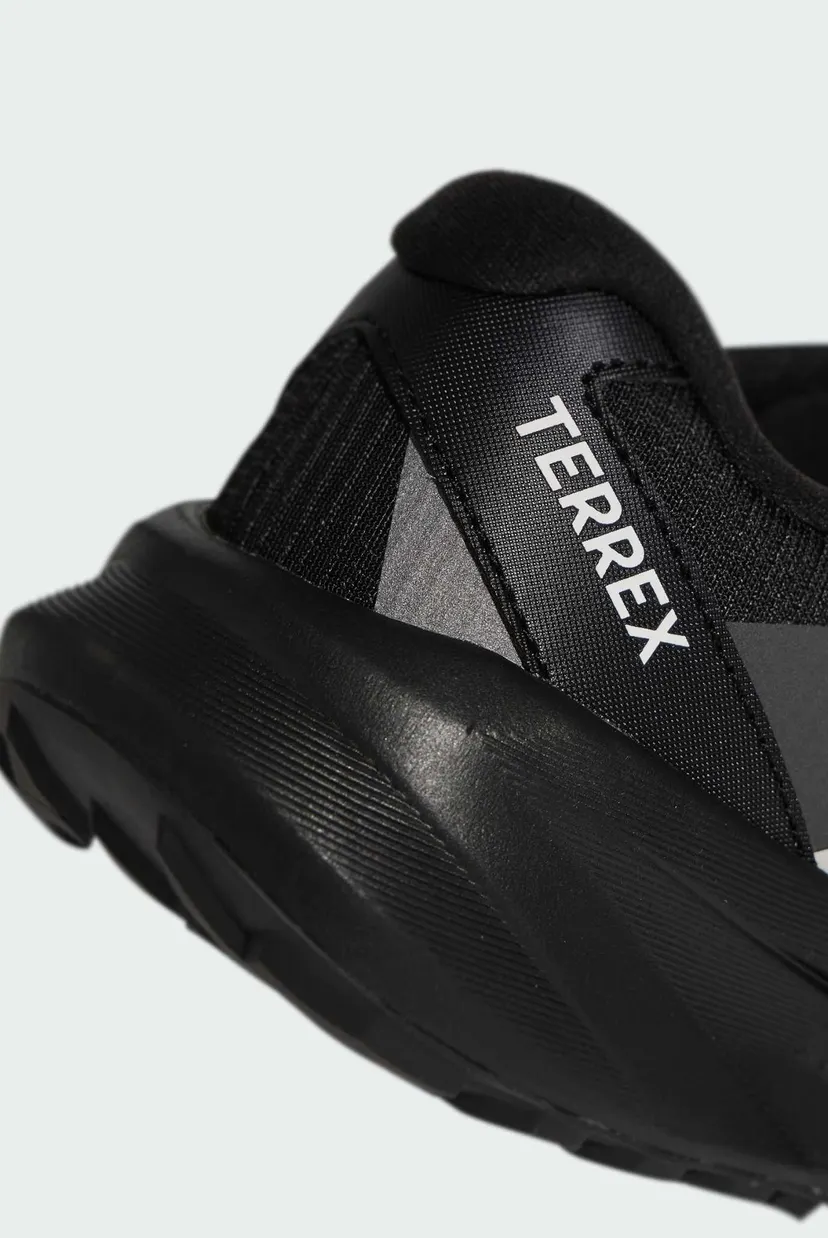 Мужские черные кроссовки TERREX AGRAVIC LITE 10