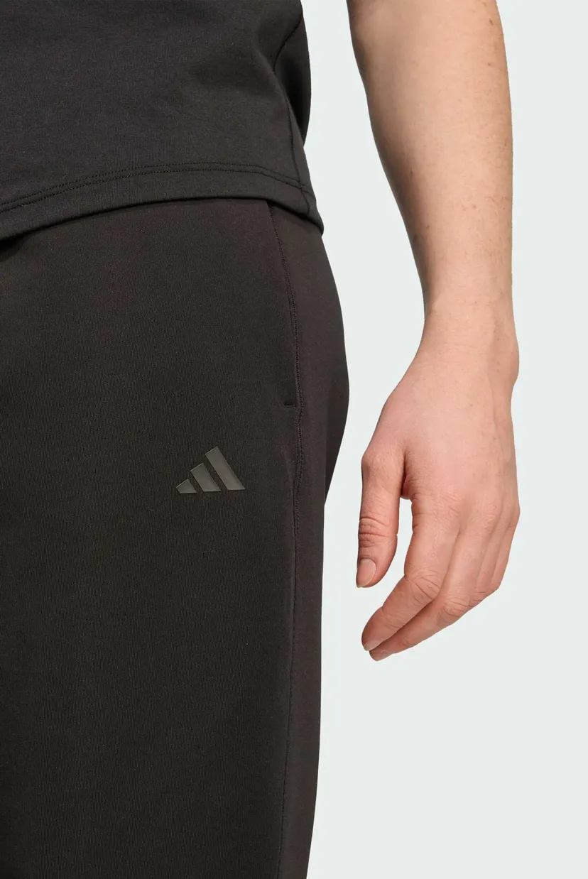 Женские черные спортивные брюки Yoga Essentials With Cuffs 4
