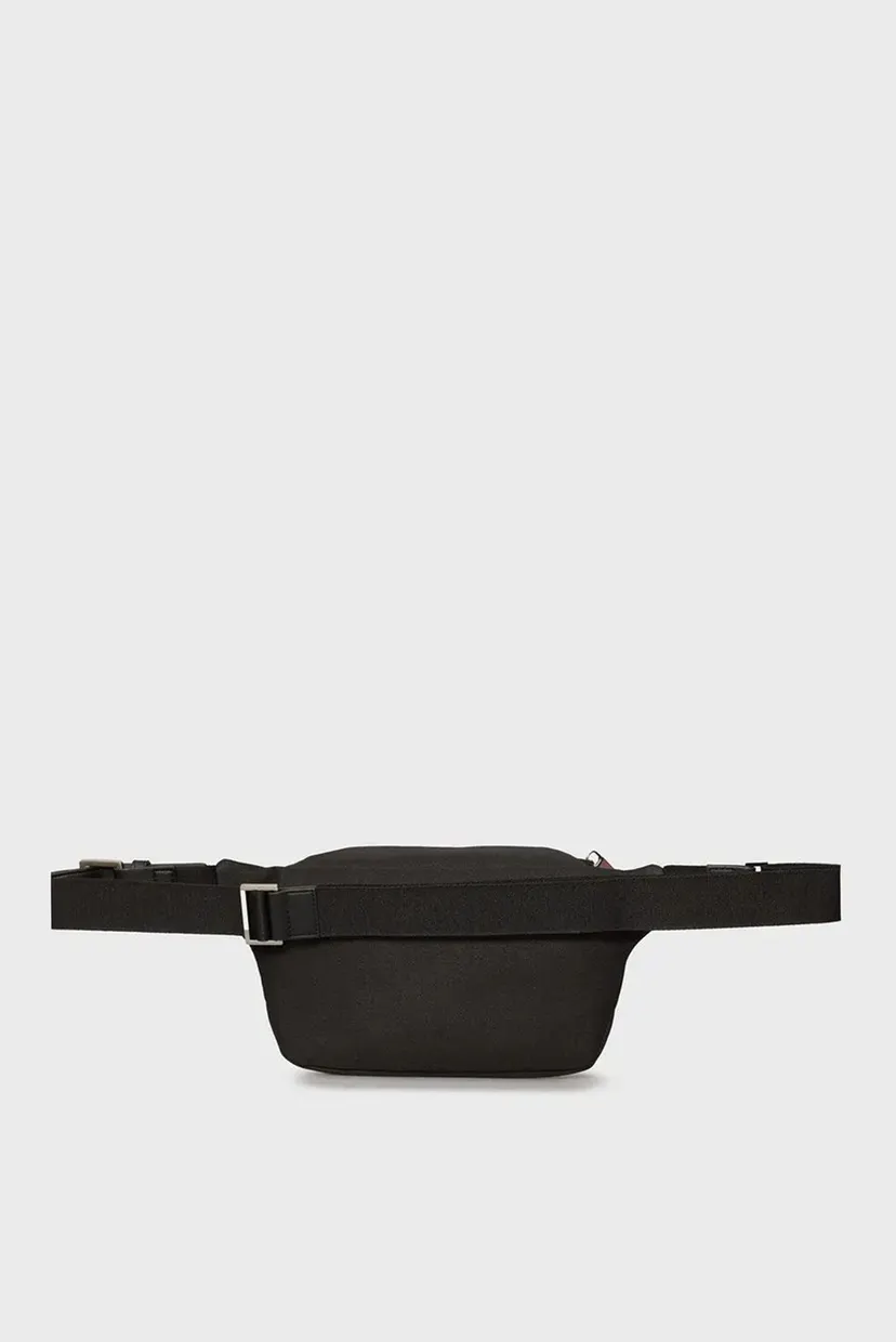 Чоловіча чорна поясна сумка CONTRAST BELT 4