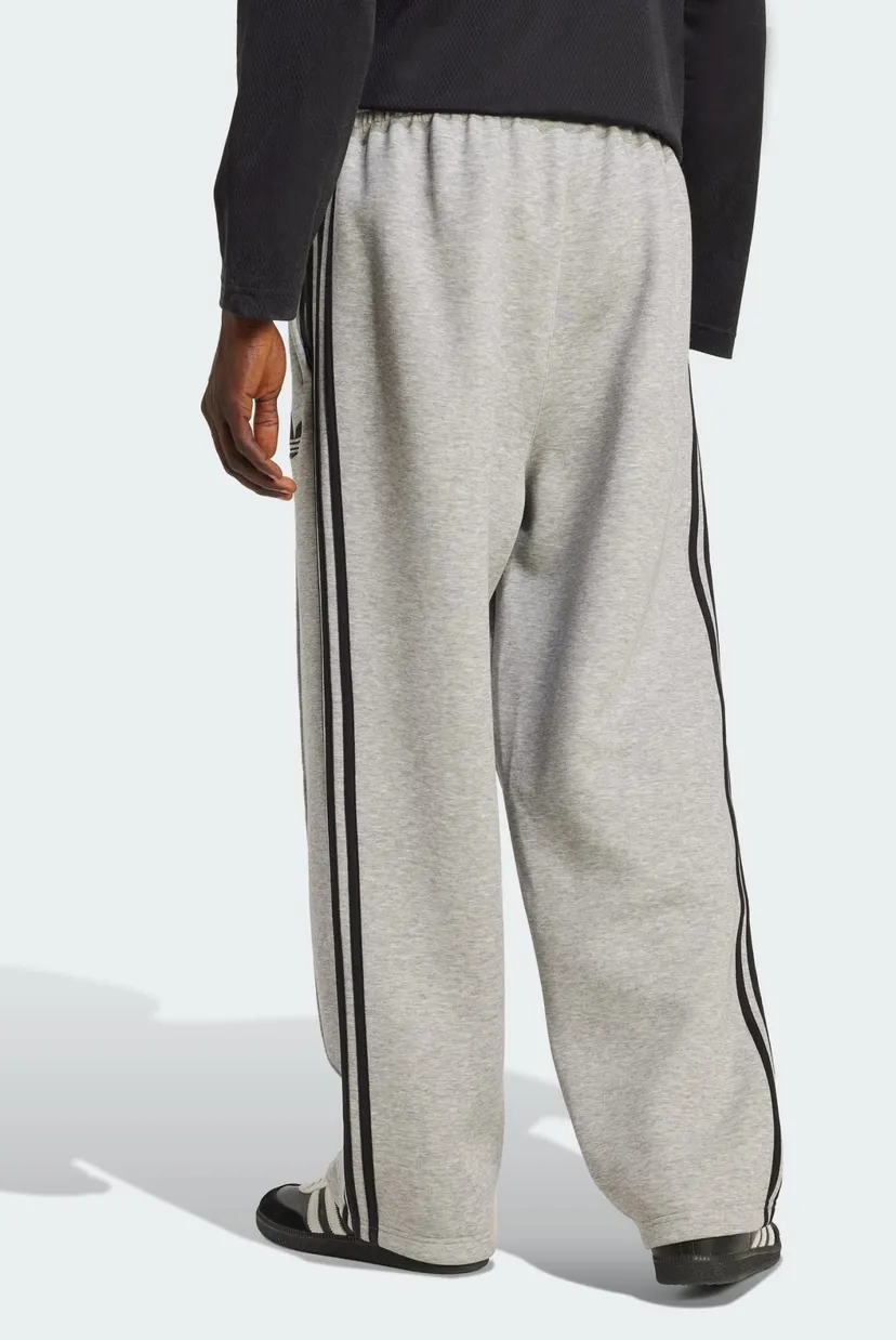 Чоловічі сірі спортивні штани Adicolor Spacer Baggy 3