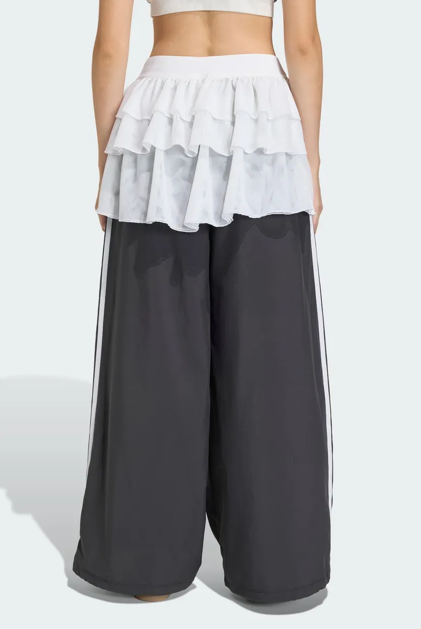 Жіночі чорні спортивні штани ADIDAS ORIGINALS LACE ADILENIUM FB TP 3