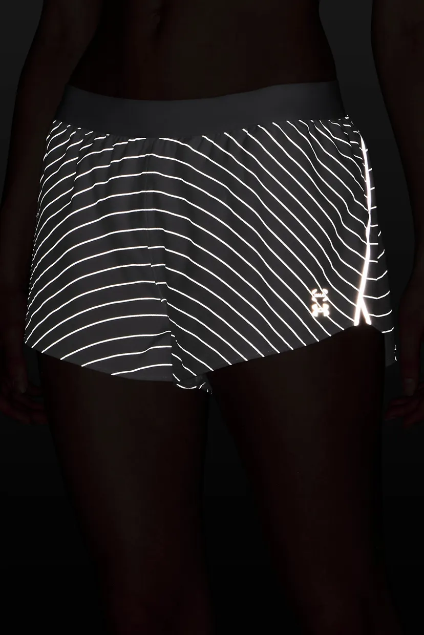 Жіночі світло-сірі шорти у смужку UA Halo Run Reflective Short 5