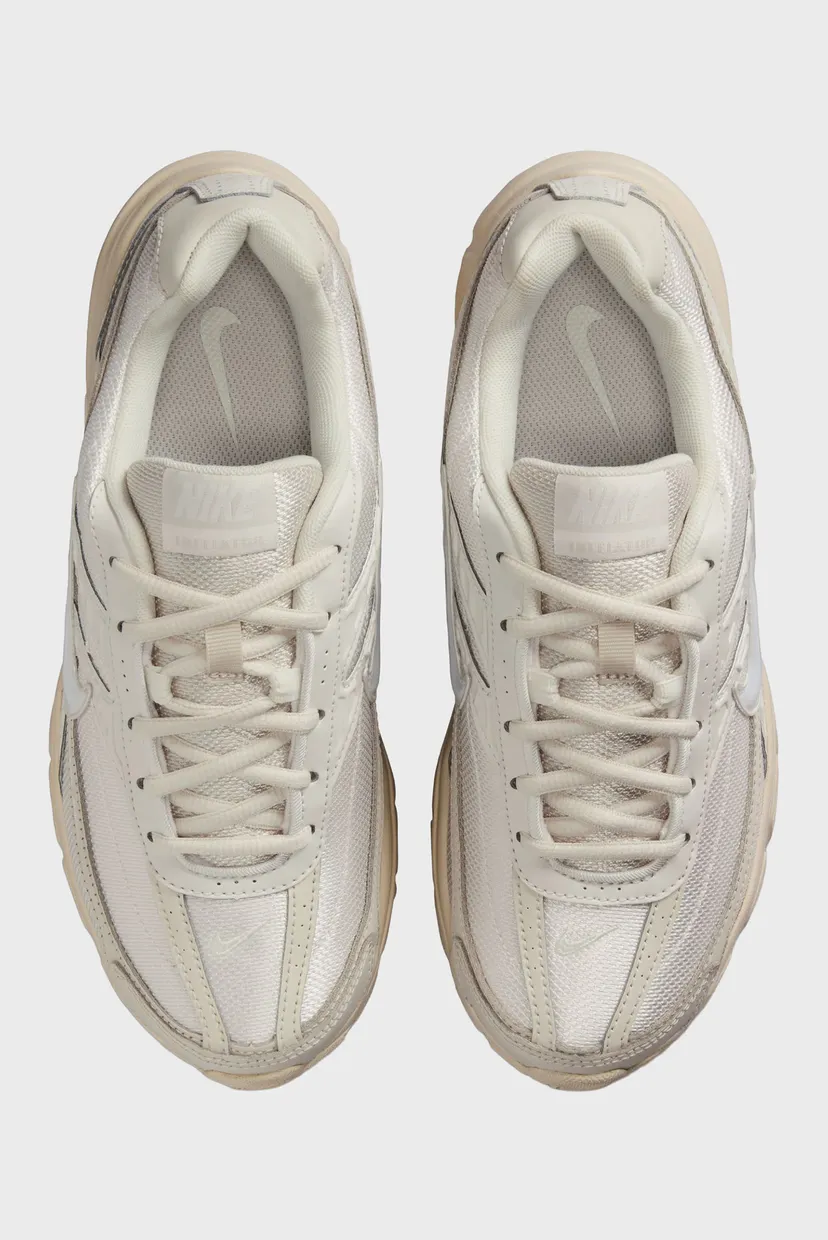 Женские бежевые кроссовки WMNS NIKE INITIATOR 3