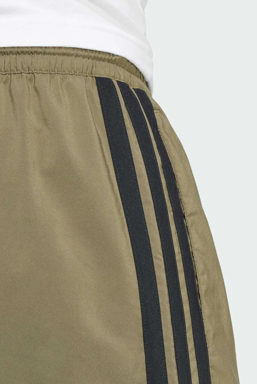 Чоловічі оливкові шорти Essential 3-Stripes Chelsea 4