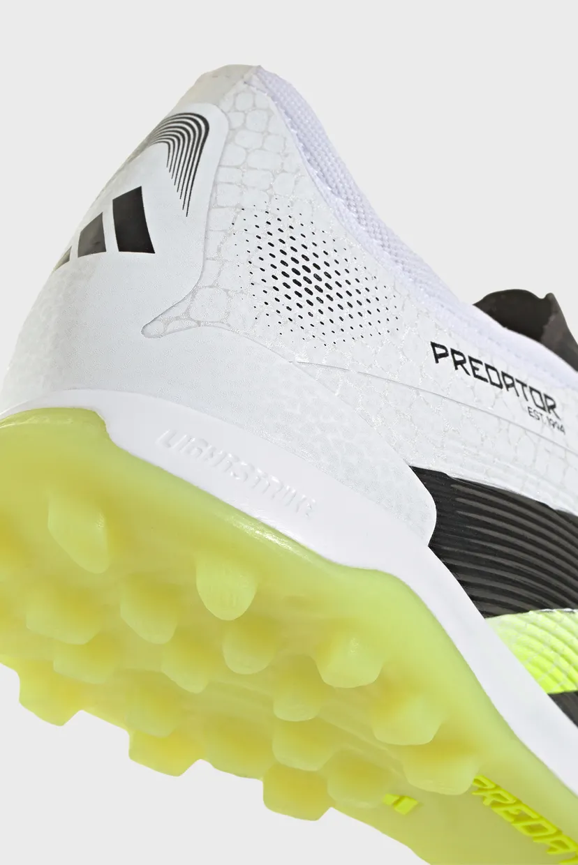 Белые сороконожки Predator Pro Turf 8