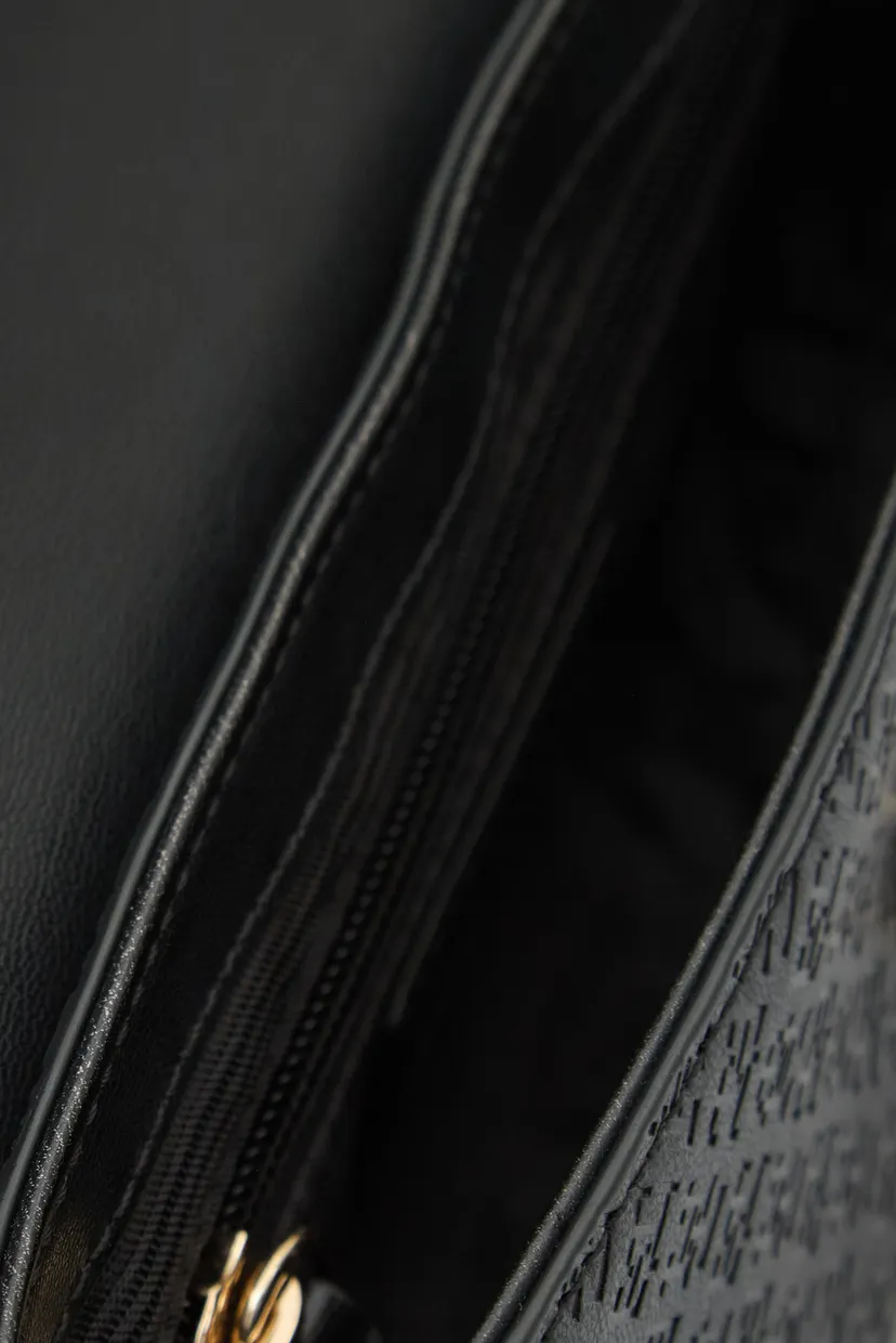 Женская черная сумка ICON DAILY POUCH MONO 5