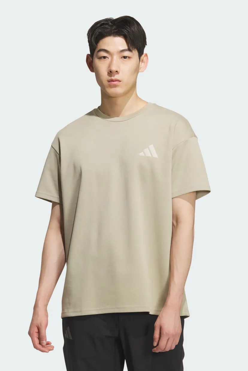 Чоловіча бежева футболка XPL GFX TEE adidas KE3700 — MD-Fashion
