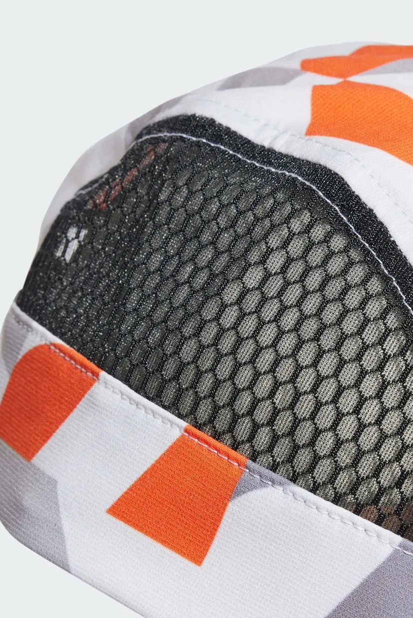 Белая кепка Terrex Climacool 5-Panel Graphic 3