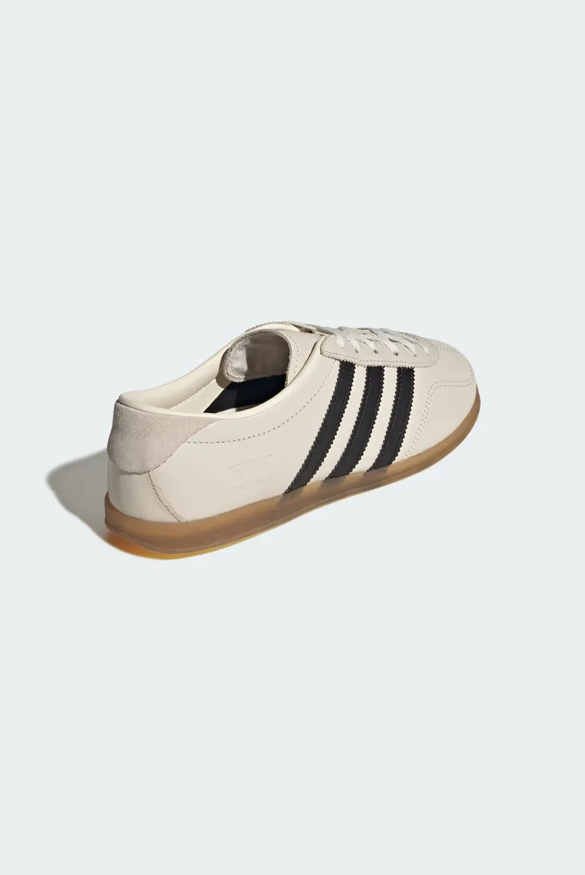 Женские белые кроссовки GAZELLE LO PRO 5