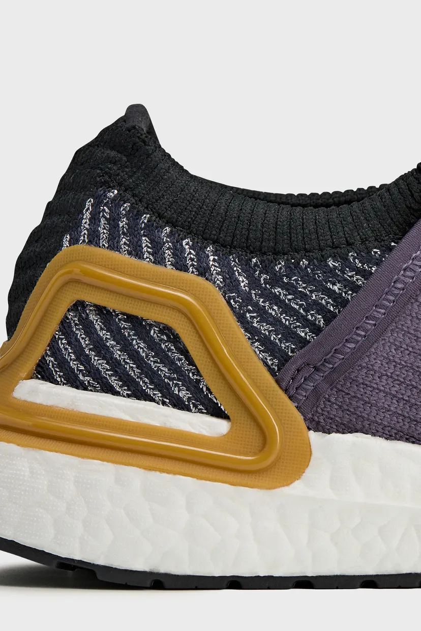 Женские кроссовки adidas by Stella McCartney Ultraboost DNA 9