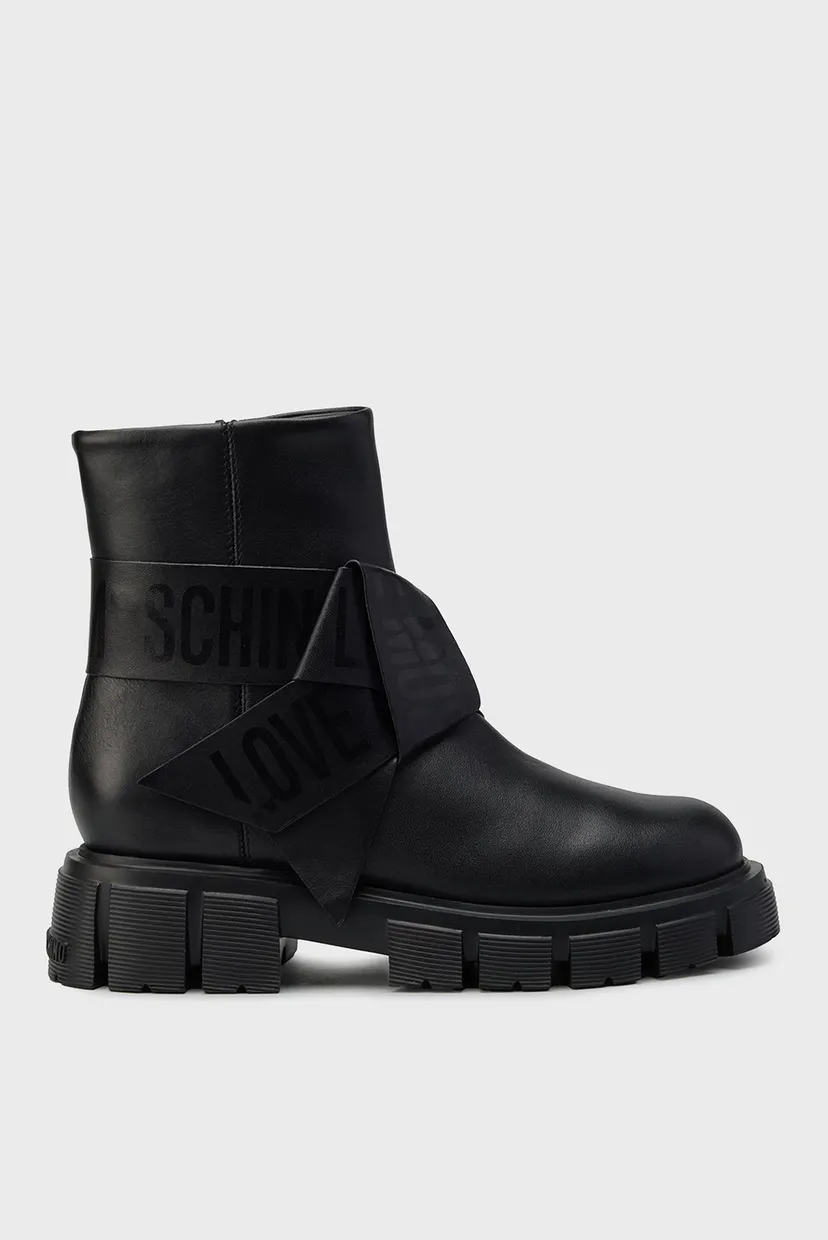 Жіночі чорні шкіряні черевики Love Moschino JA24115G0NIAX000 — MD