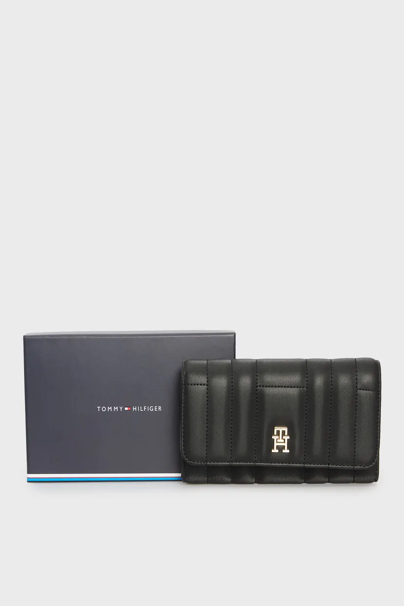 Женский черный кошелек TH FEMININE LRG FLAP 5