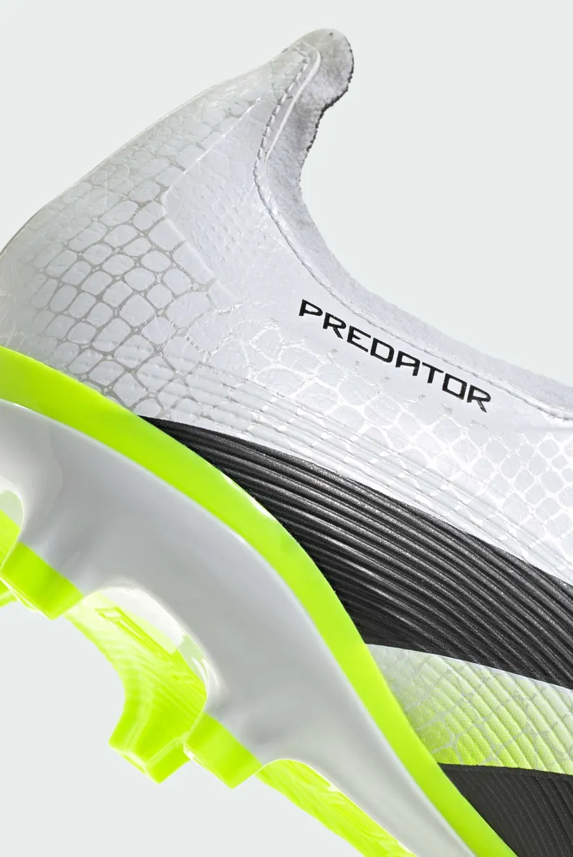 Белые бутсы Predator League Fold-Over Tongue Firm/Multi-Ground 9