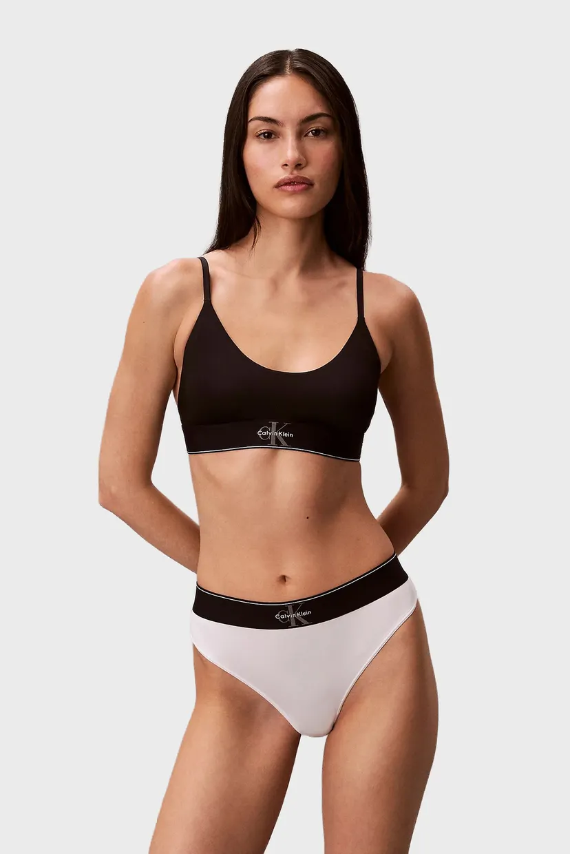 Женские белые трусики THONG 4