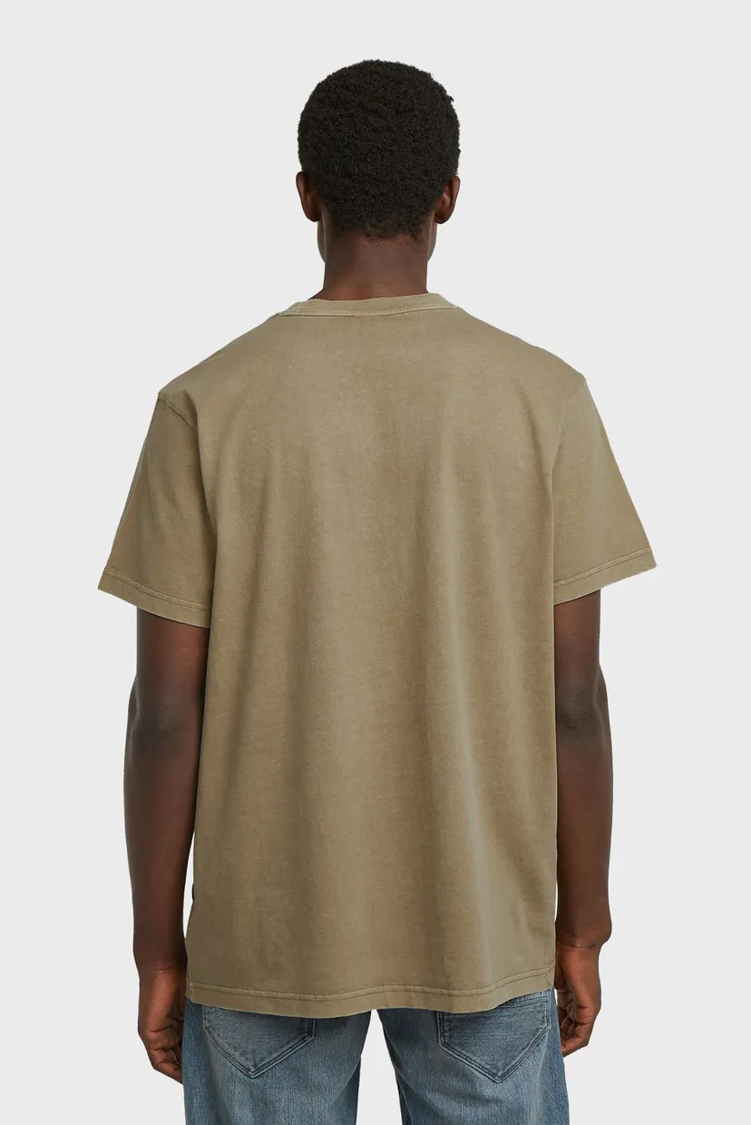 Чоловіча бежева футболка Overdyed 3