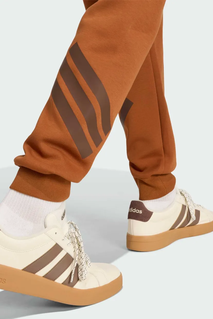 Чоловічі руді спортивні штани Future Icons 3-Stripes 5