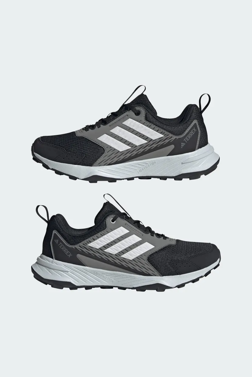 Женские черные кроссовки Tracefinder Trail Running 7