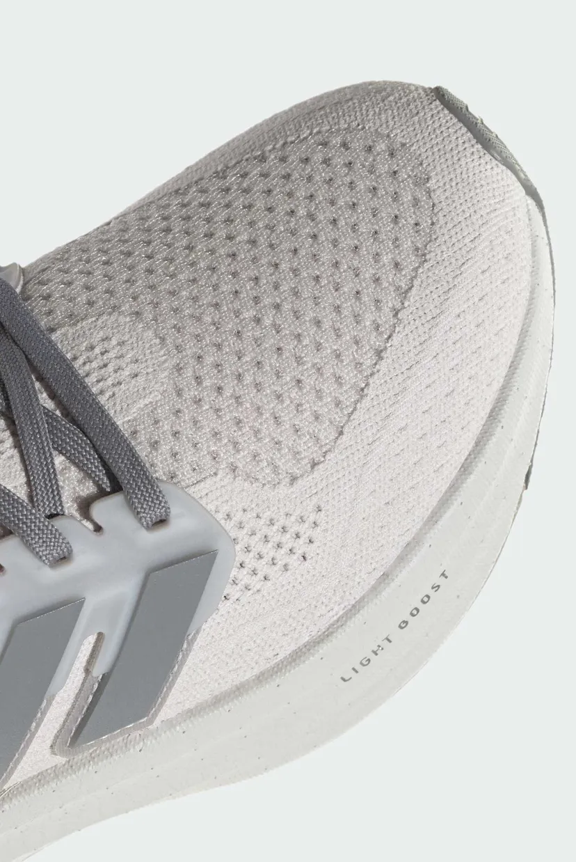 Чоловічі сірі кросівки ULTRABOOST 5 8