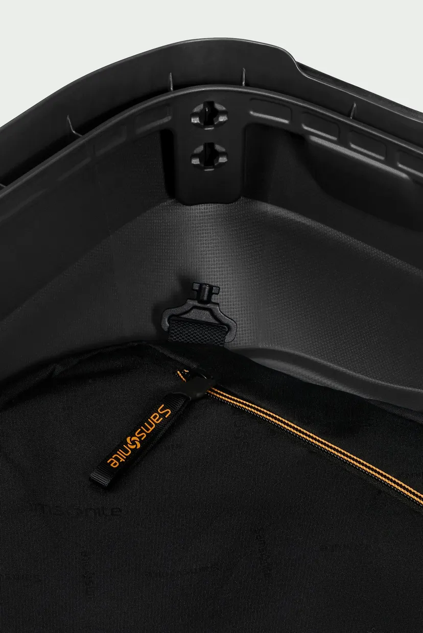 Чорна валіза 75 см ESSENS GRAPHITE 7