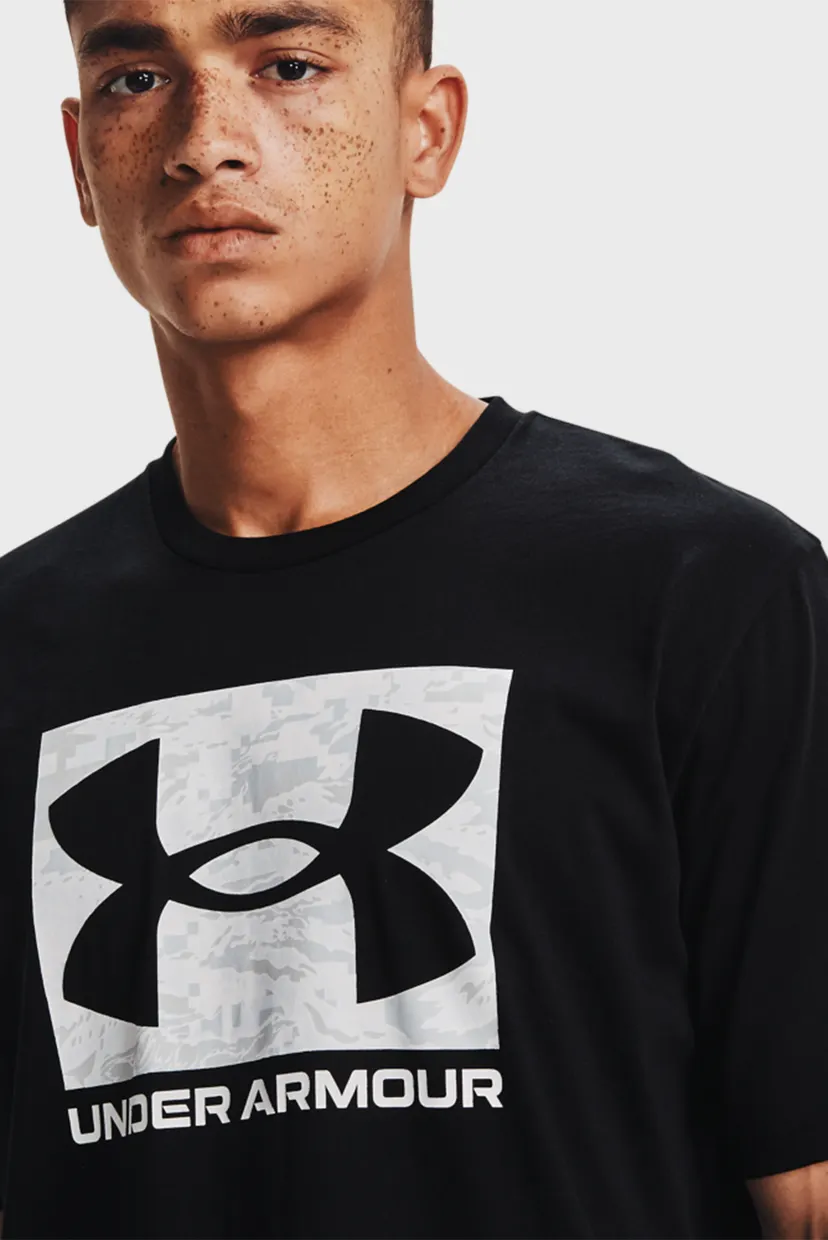 Мужская черная футболка UA ABC CAMO BOXED LOGO SS 4