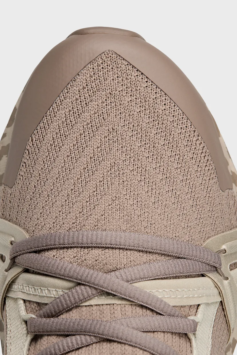 Жіночі бежеві кросівки adidas by Stella McCartney Ultraboost DNA 8