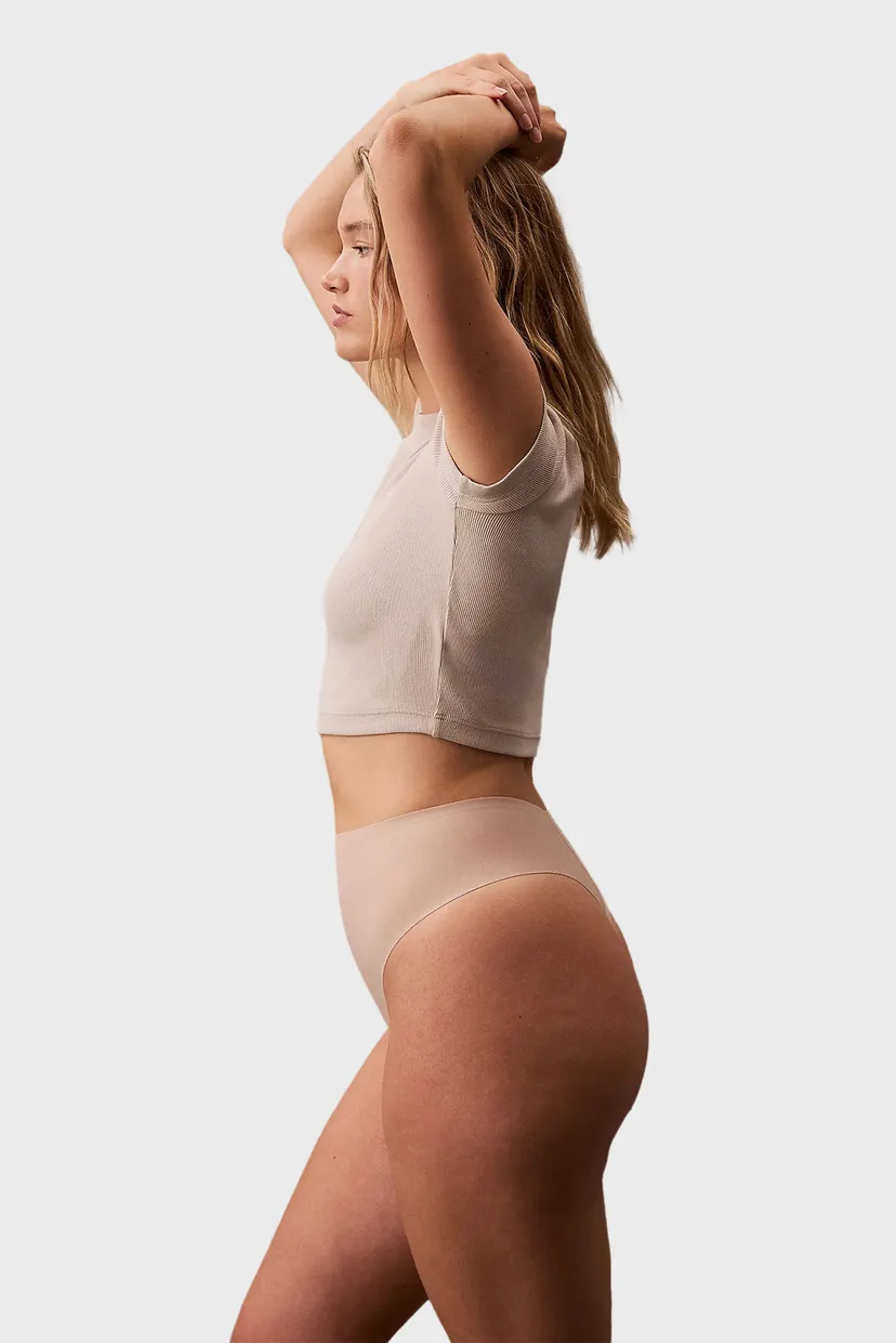 Женские бежевые трусики SCULPTED FIRM MESH THONG 4