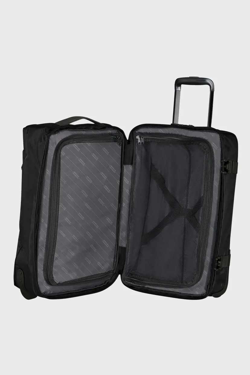 Чорна валіза 55 см URBAN TRACK BLACK 6
