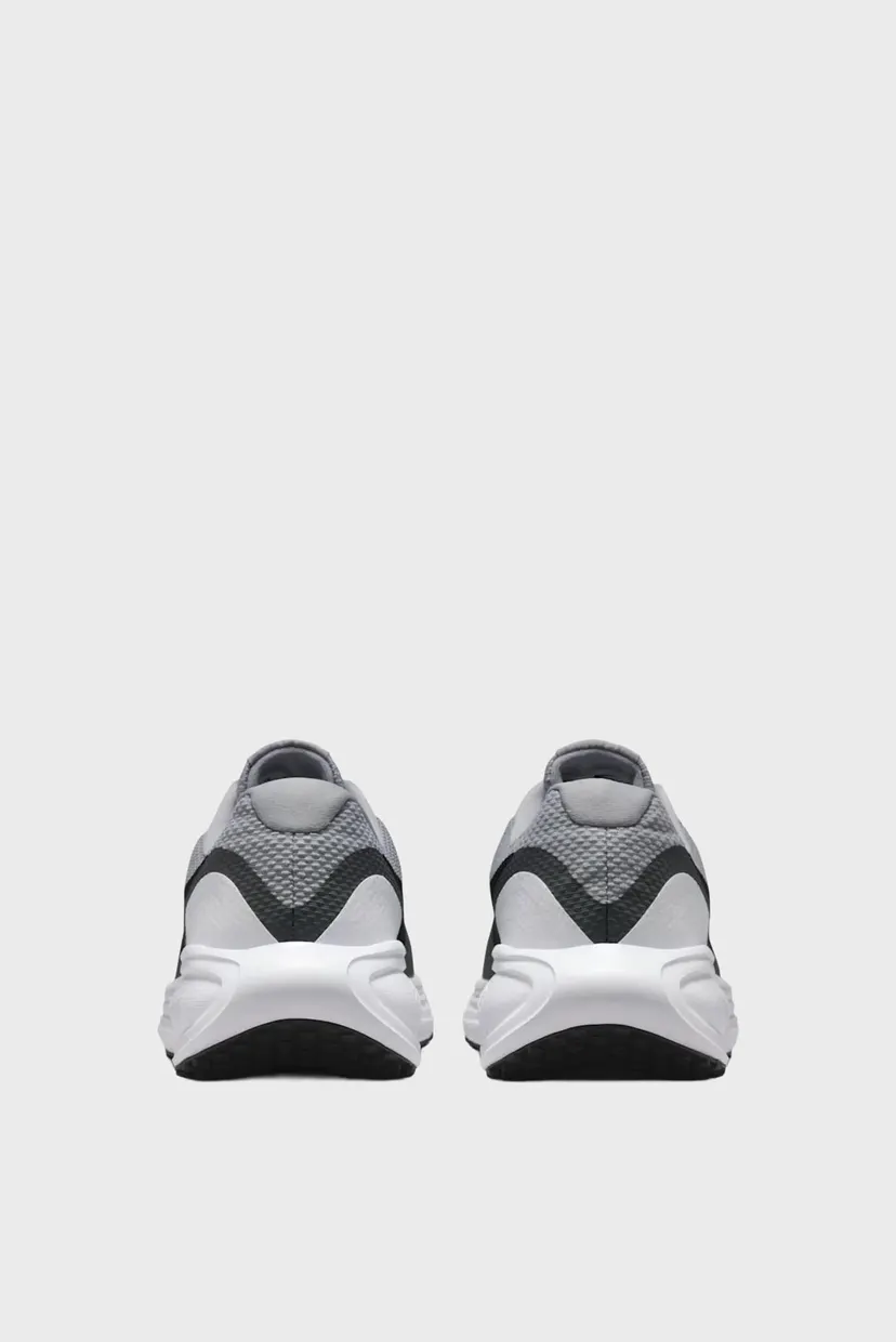 Мужские серые кроссовки NIKE REVOLUTION 8 5