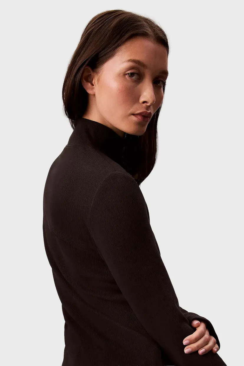 Женский черный гольф WOVEN LABEL 5