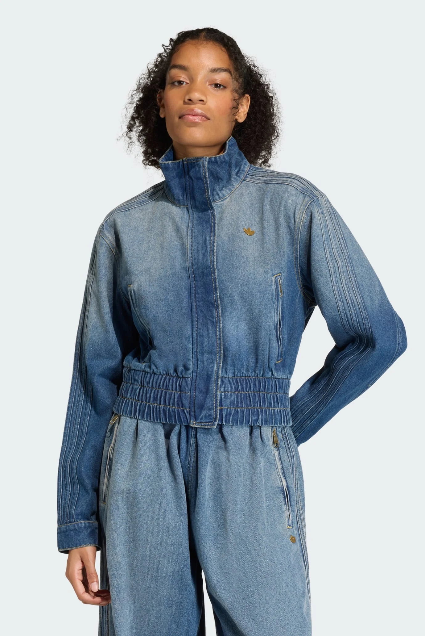 Женская синяя джинсовая куртка adidas KE1072 — MD-Fashion