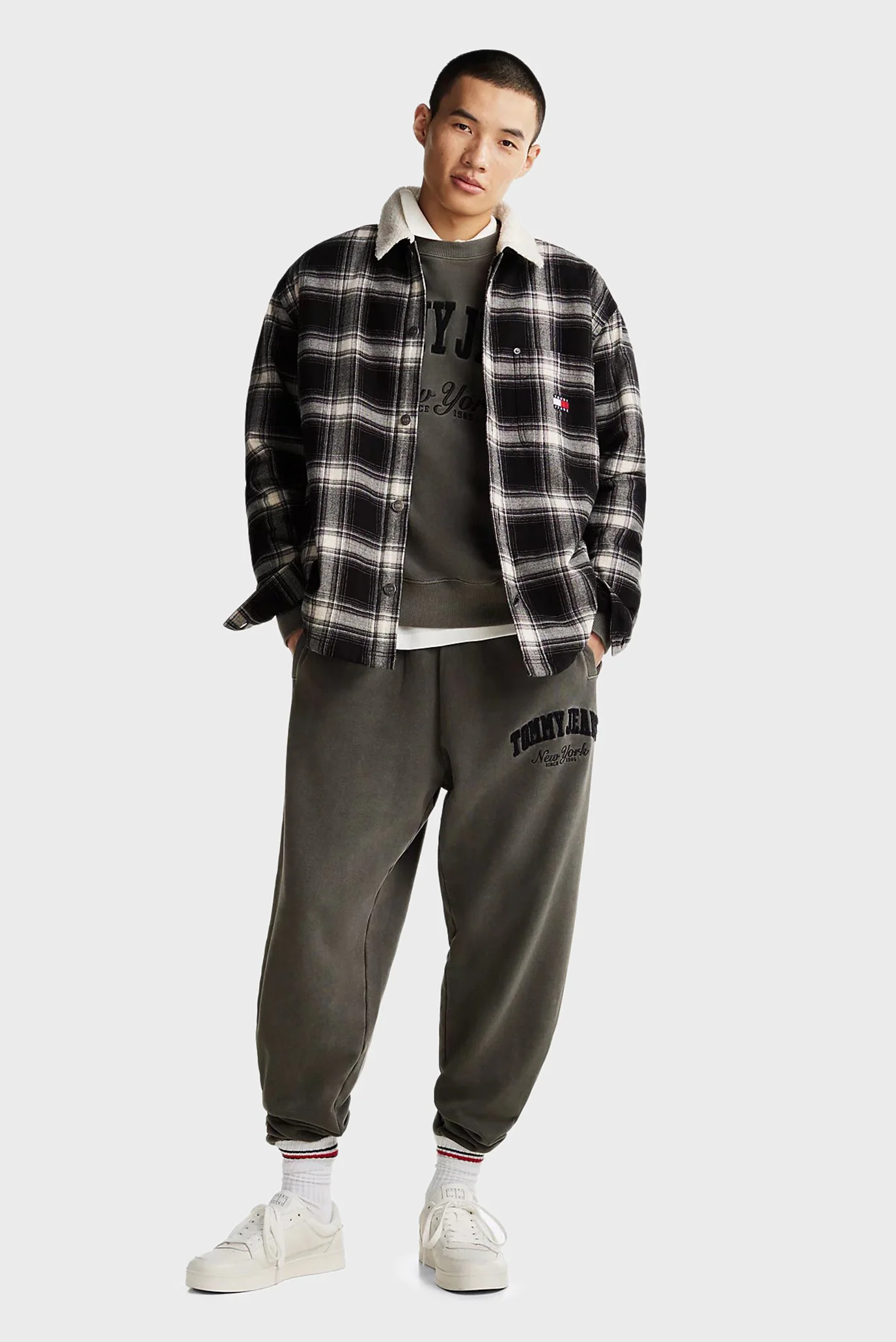 Мужские темно-серые спортивные брюки TJM RLX VINTAGE VARSITY