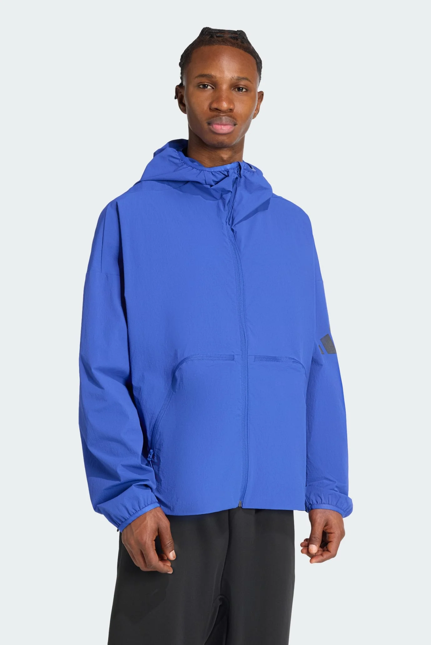 vitrovka-myshelter-adidas-