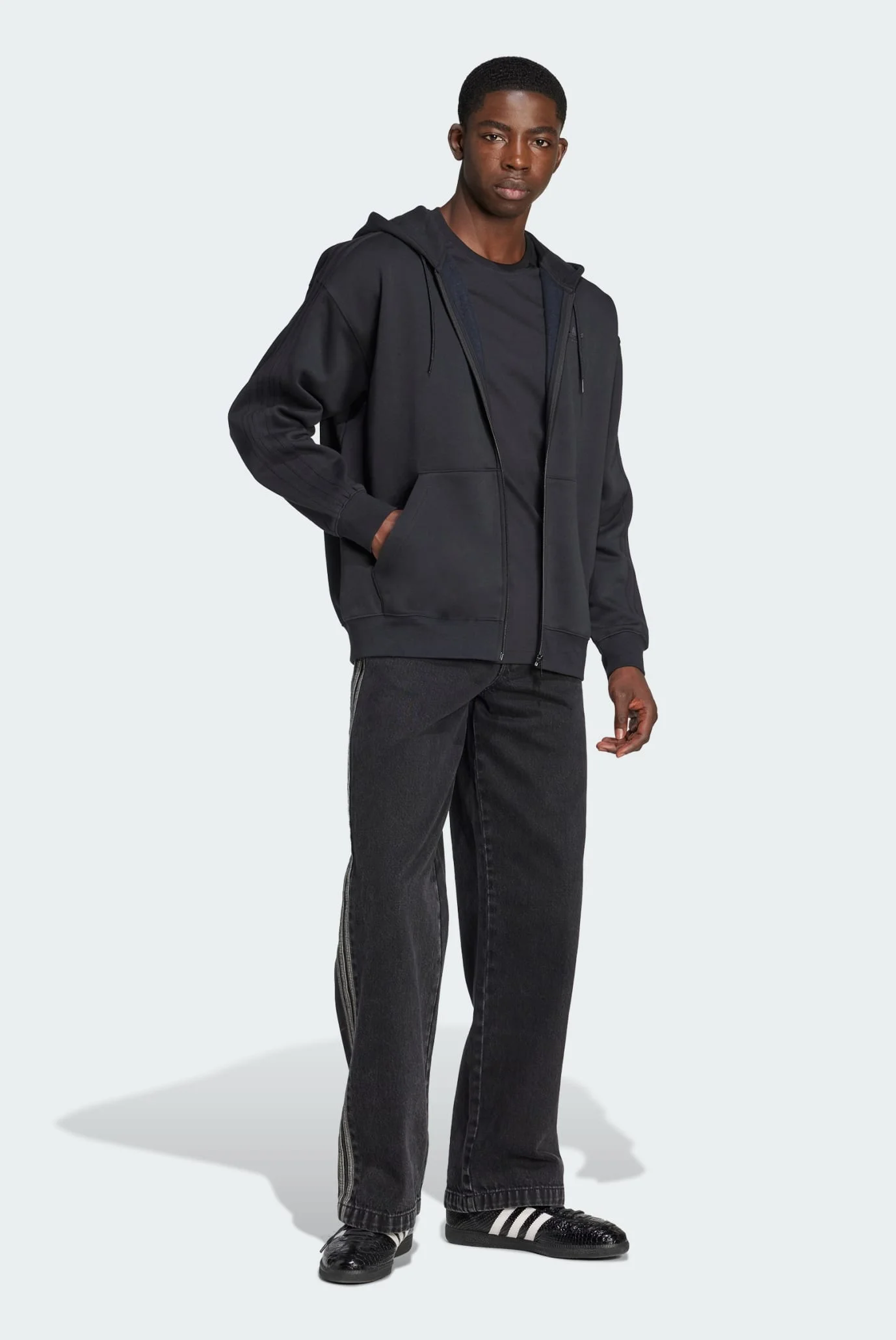 トップス A Чоловіче чорне худі adidas Adicolor Oversize Full-Zip adidas