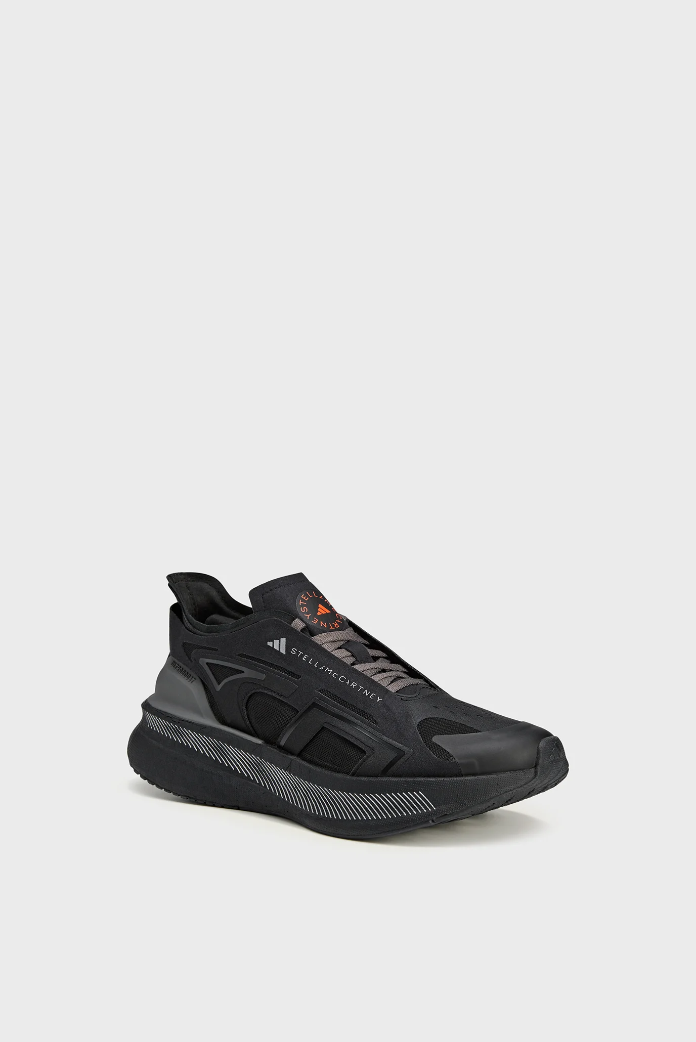 Жіночі чорні кросівки adidas by Stella McCartney Ultraboost 5