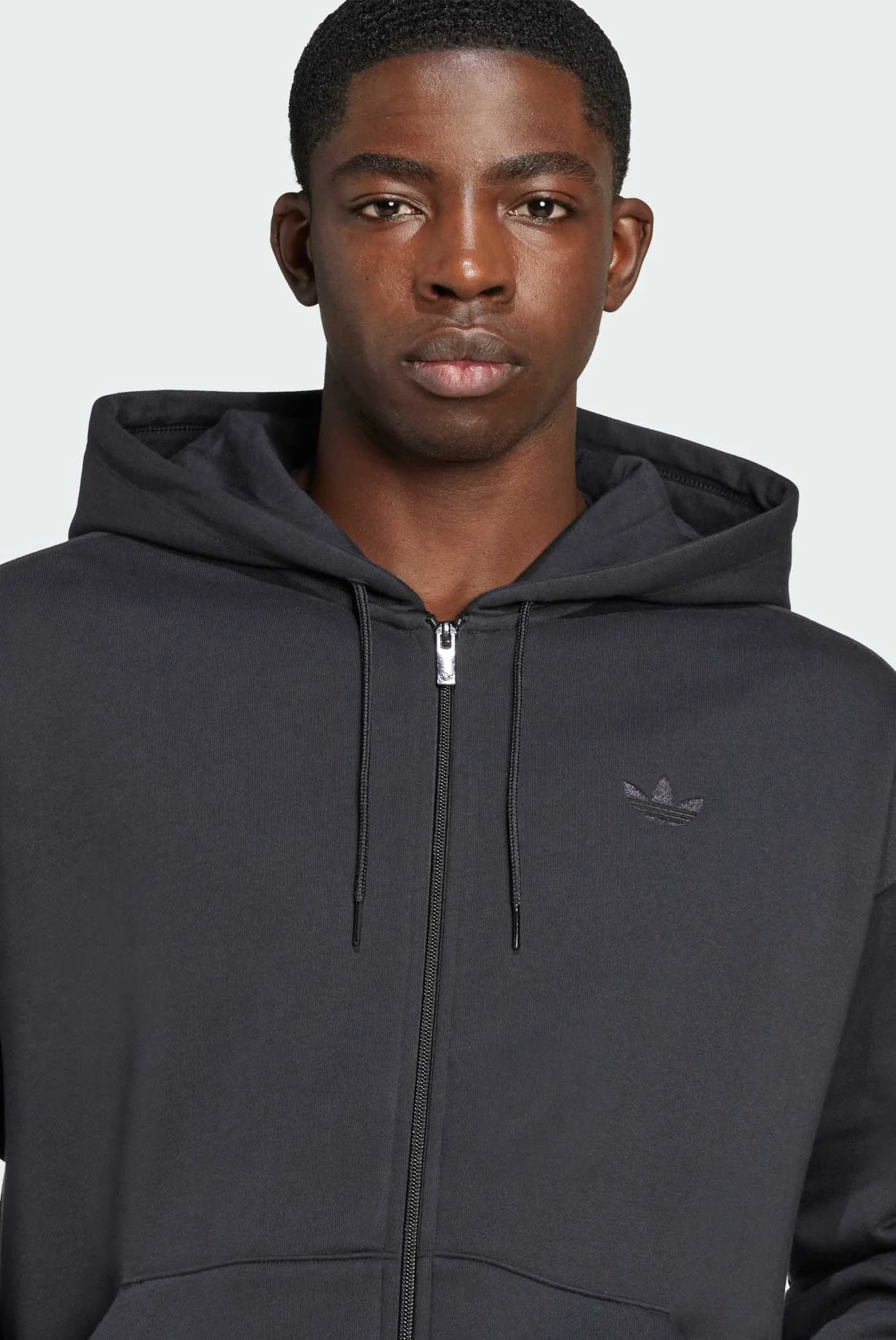 トップス A Мужское черное худи adidas Adicolor Oversize Full-Zip adidas