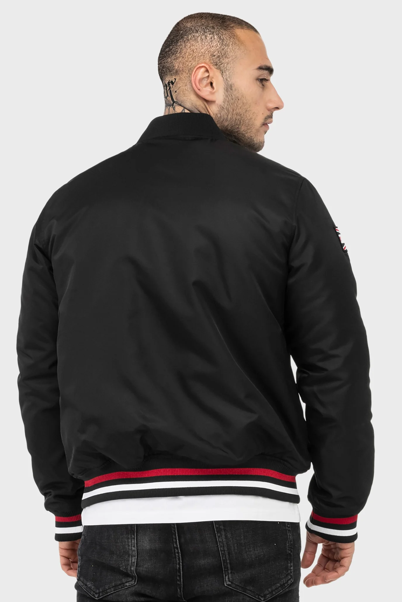 Мужской черный бомбер Lonsdale 117578 — MD-Fashion