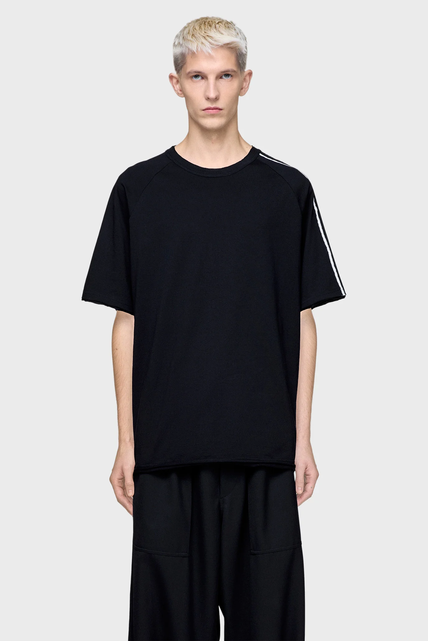 Чорна футболка Y-3 RAW EDGE 3 STRIPES SHORT SLEEVE (унісекс