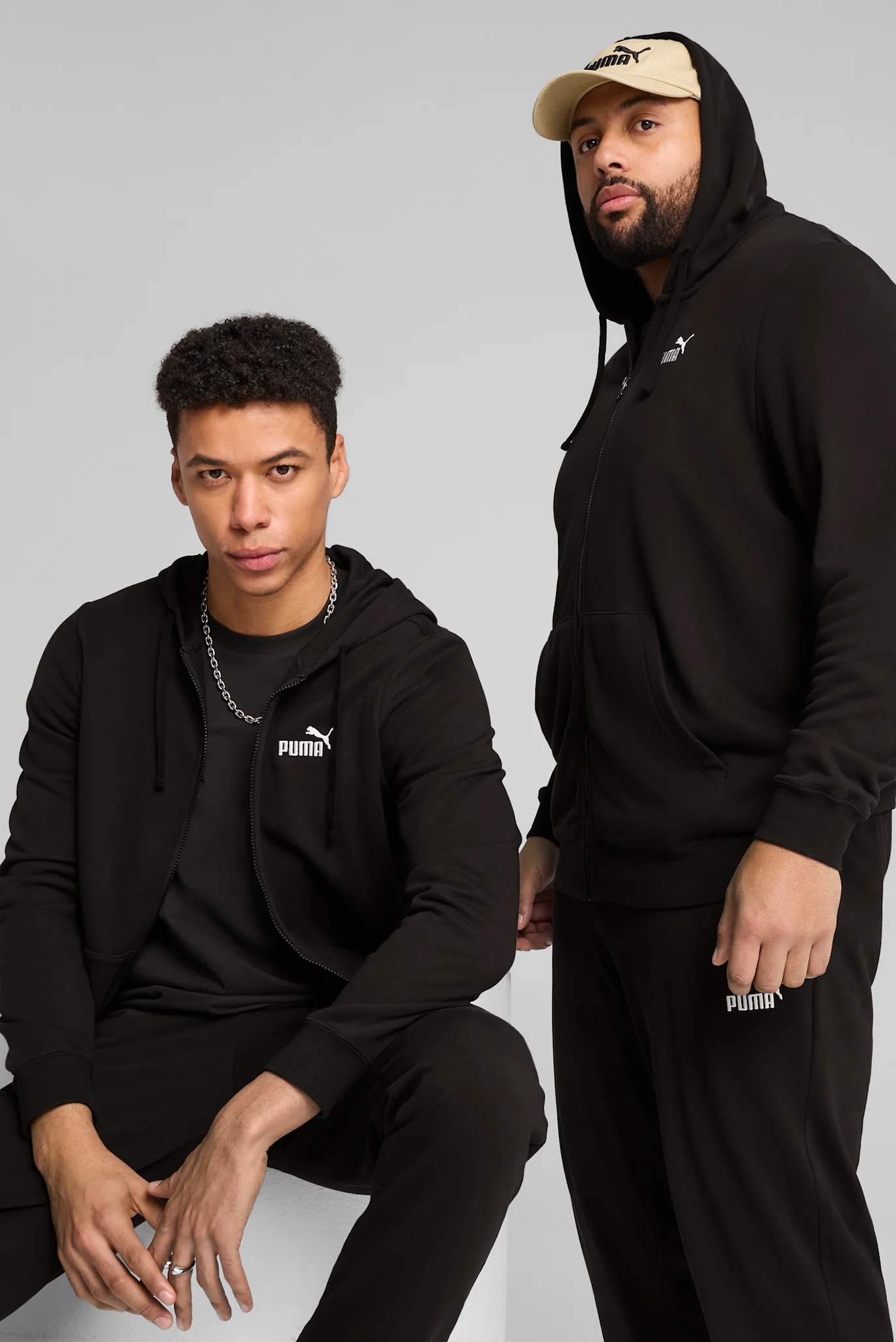 Чоловіче чорне худі Essentials No. 1 Logo Full-Zip Hoodie Men PUMA