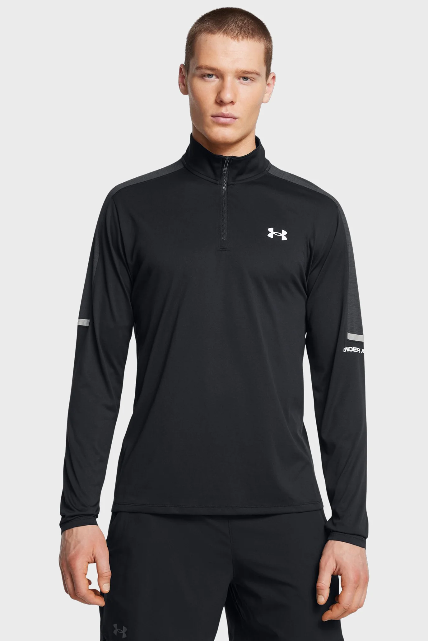 Чоловічий чорний лонгслів UA Core+ Tech 1/4 Zip Under Armour