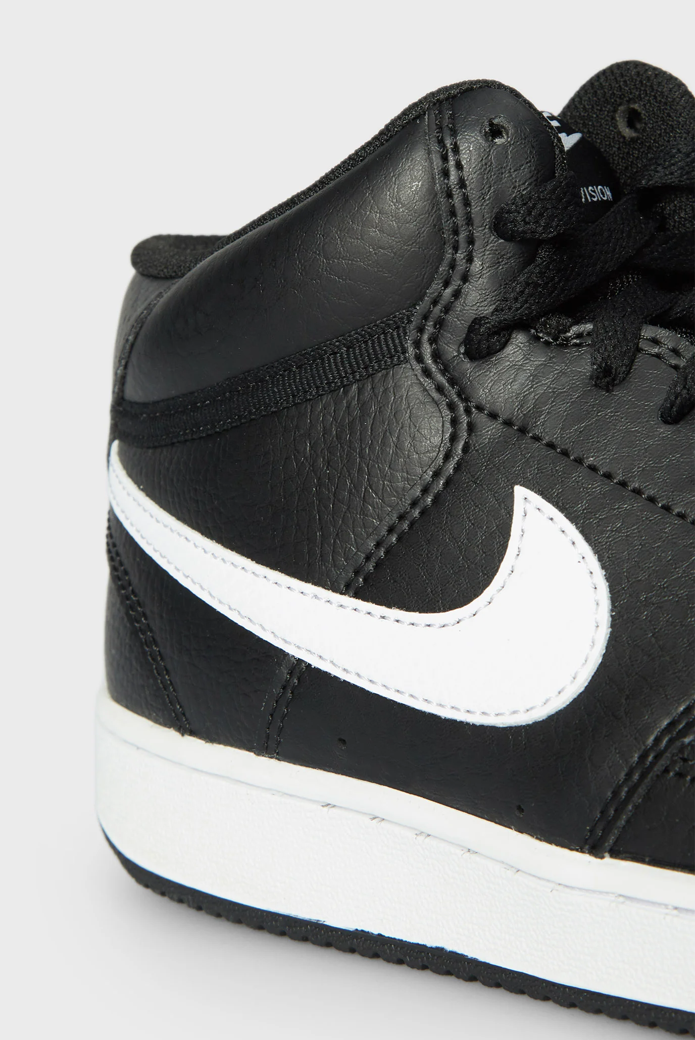 Жіночі чорні кросівки WMNS NIKE COURT VISION MID Nike CD5436-001