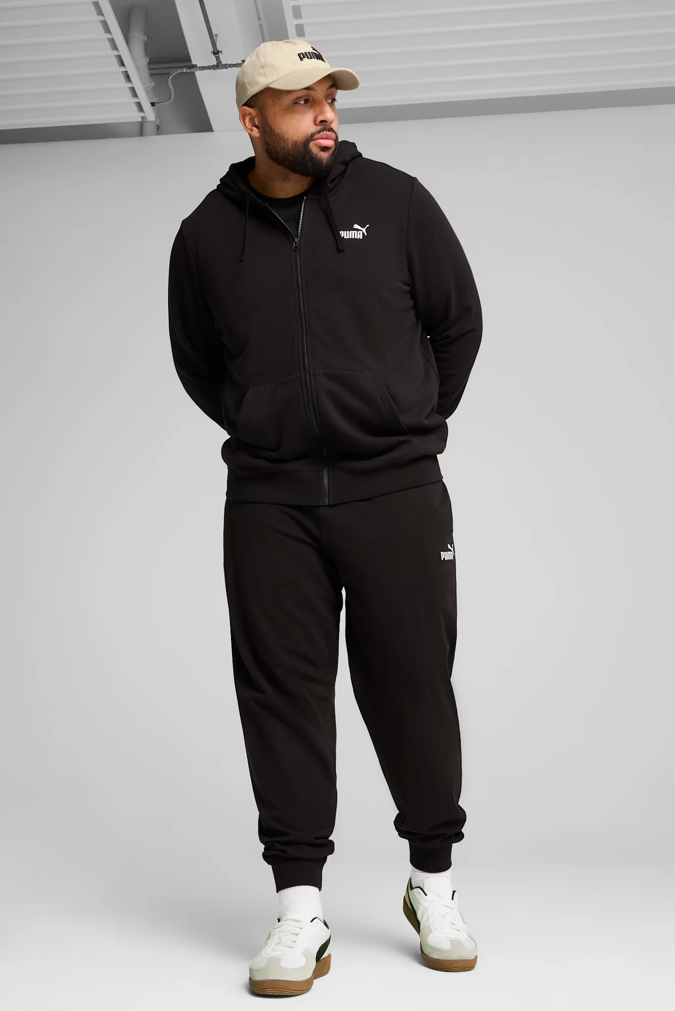 Чоловіче чорне худі Essentials No. 1 Logo Full-Zip Hoodie Men PUMA