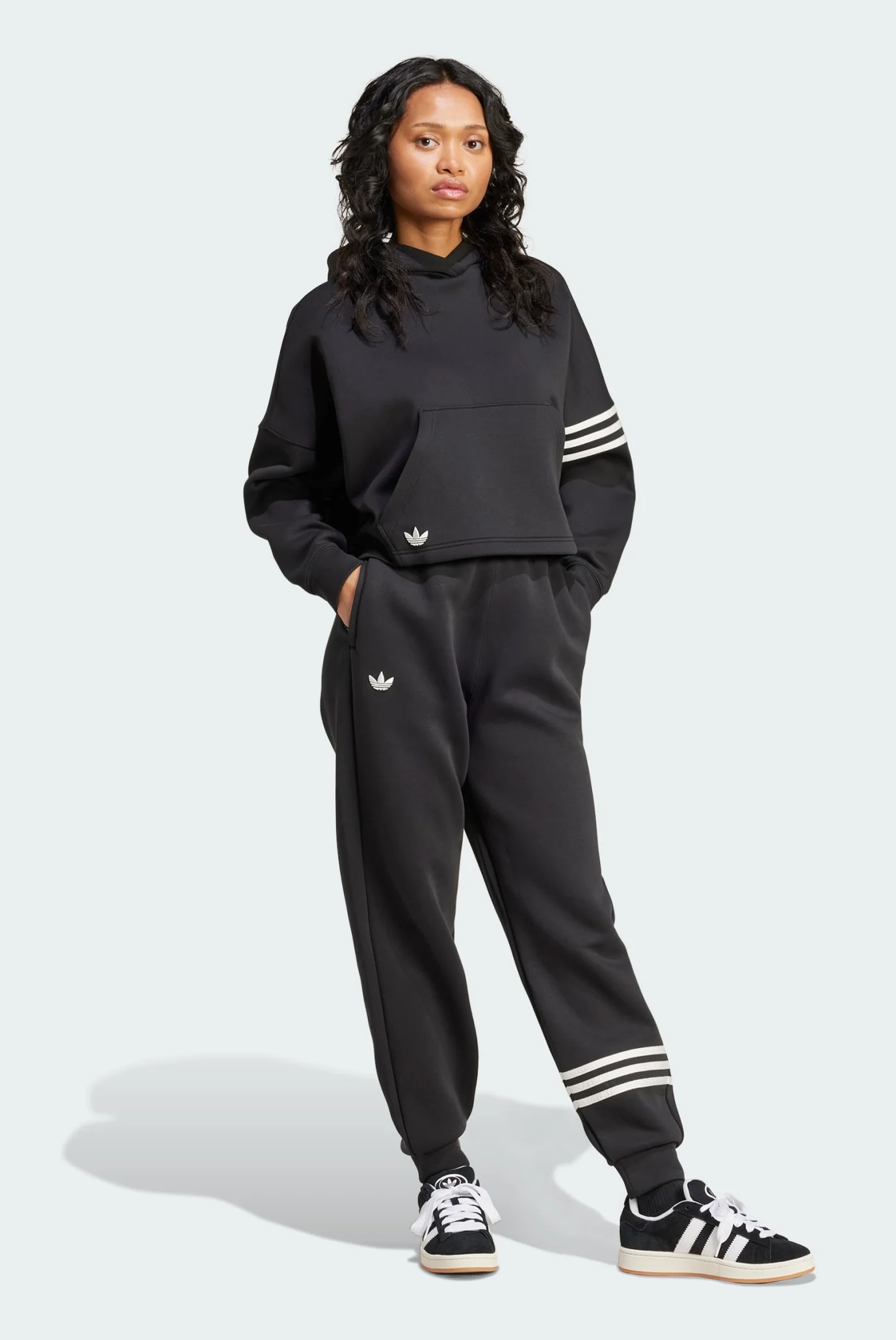 Жіноче чорне худі Neuclassics adidas IW5607 — MD-Fashion