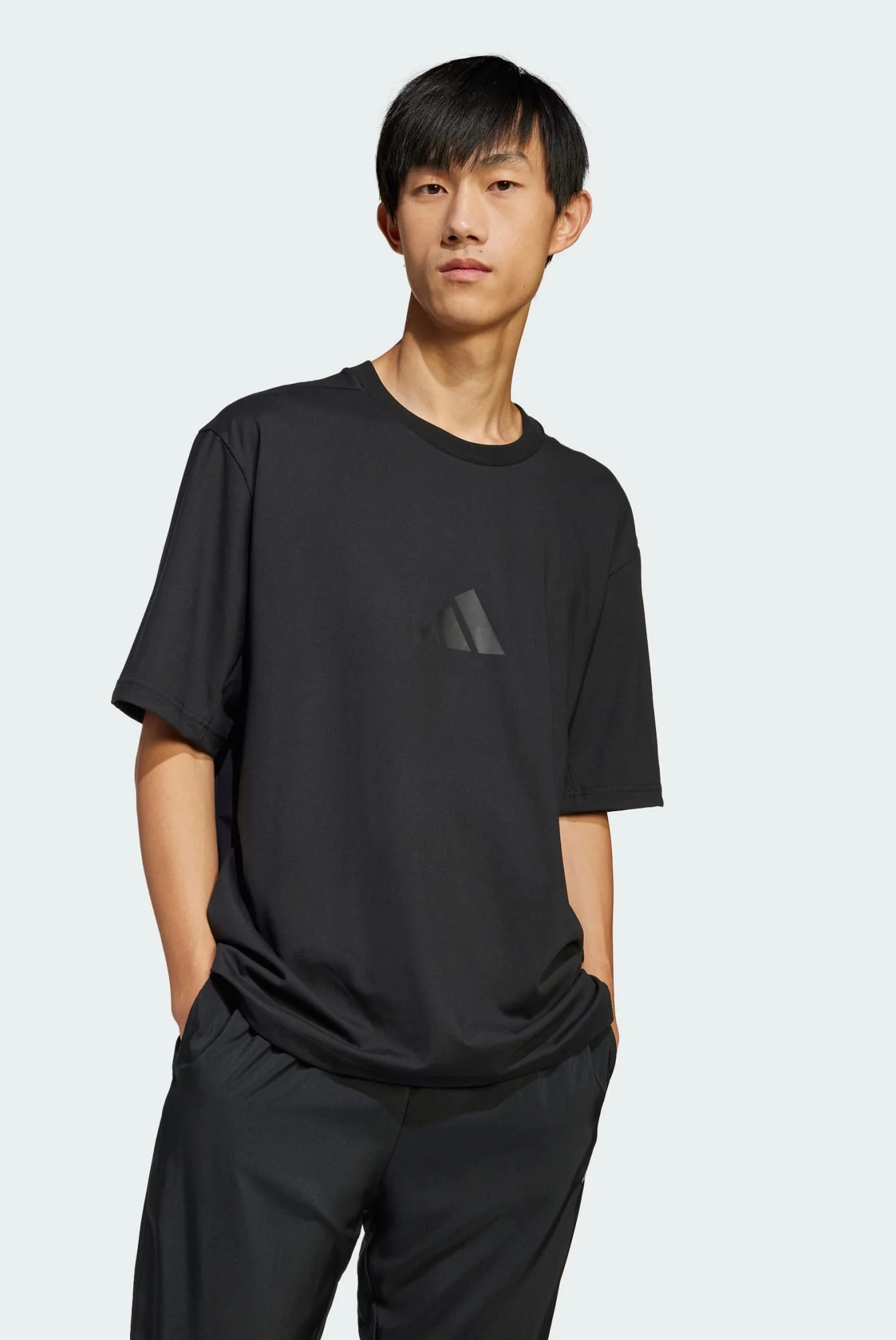 Мужская черная футболка adidas Z.N.E. Loose-Fit adidas JJ1151 — MD