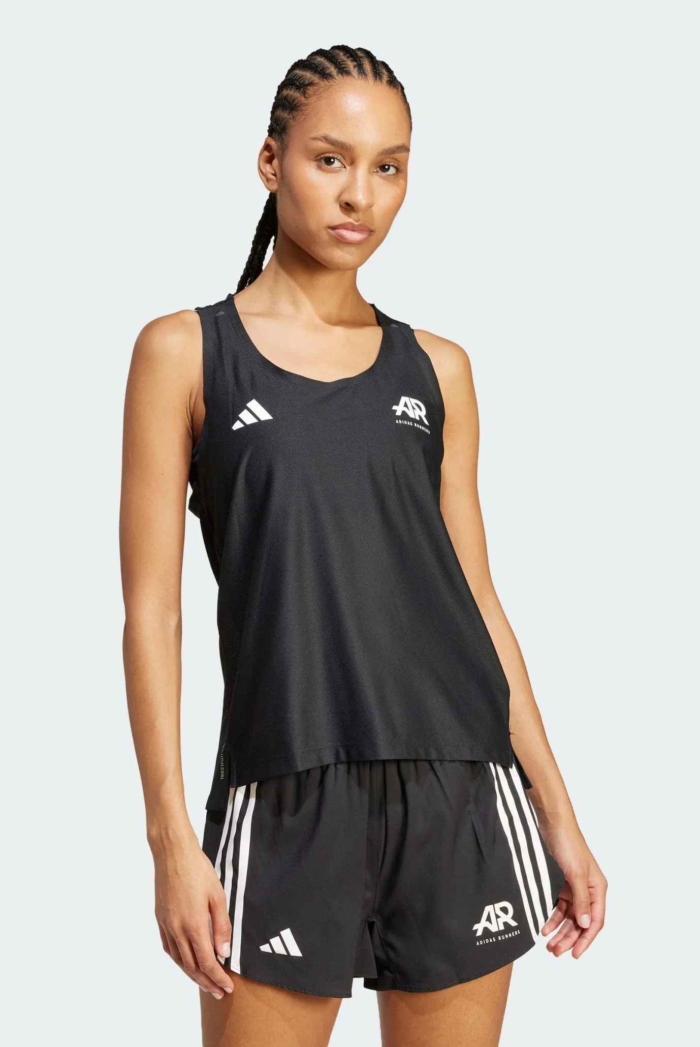 Женская черная майка Runners CLIMACOOL adidas JC7373 — MD-Fashion