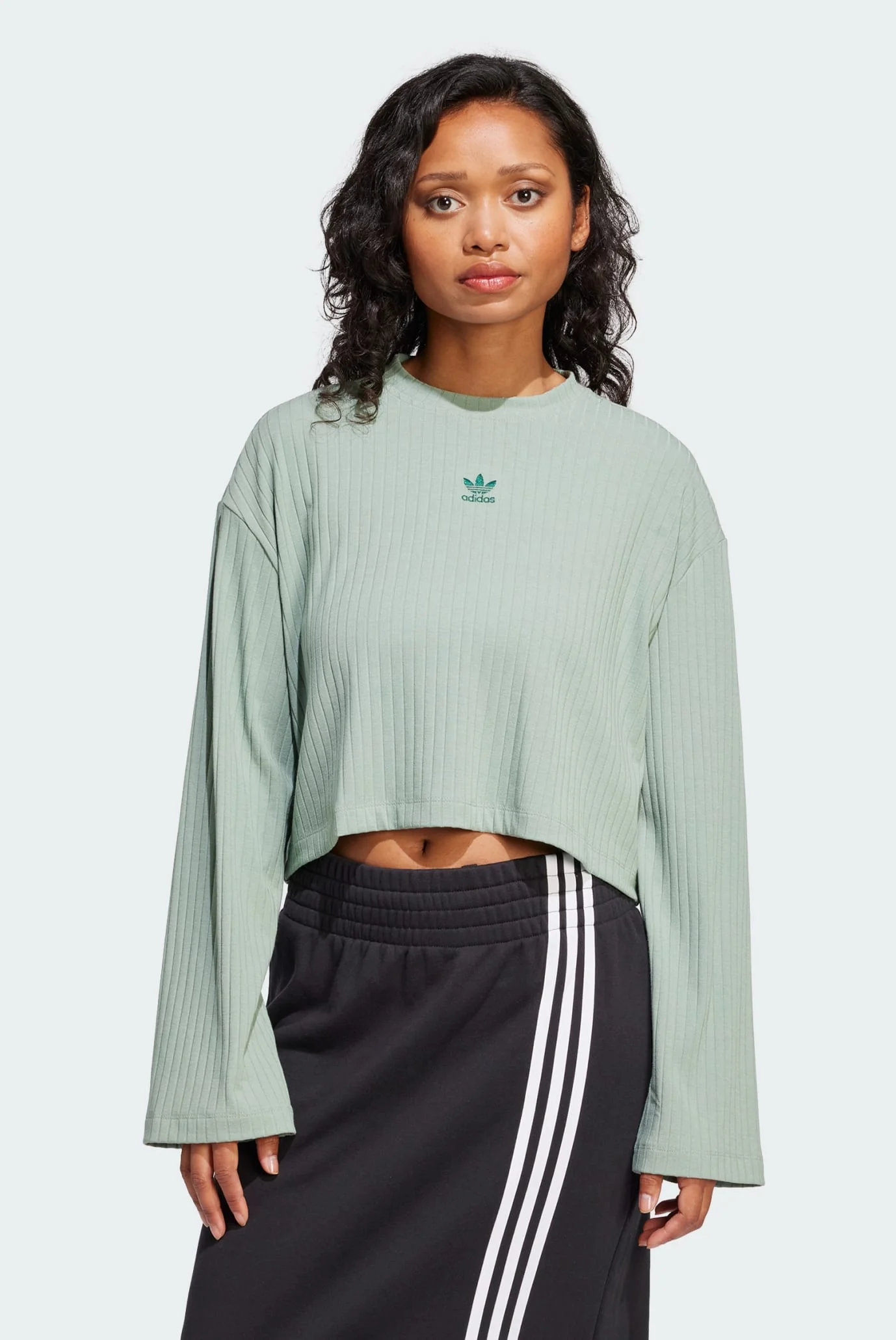 み Жіночий м'ятний лонгслів Essentials Wide Rib adidas JD5123 — MD